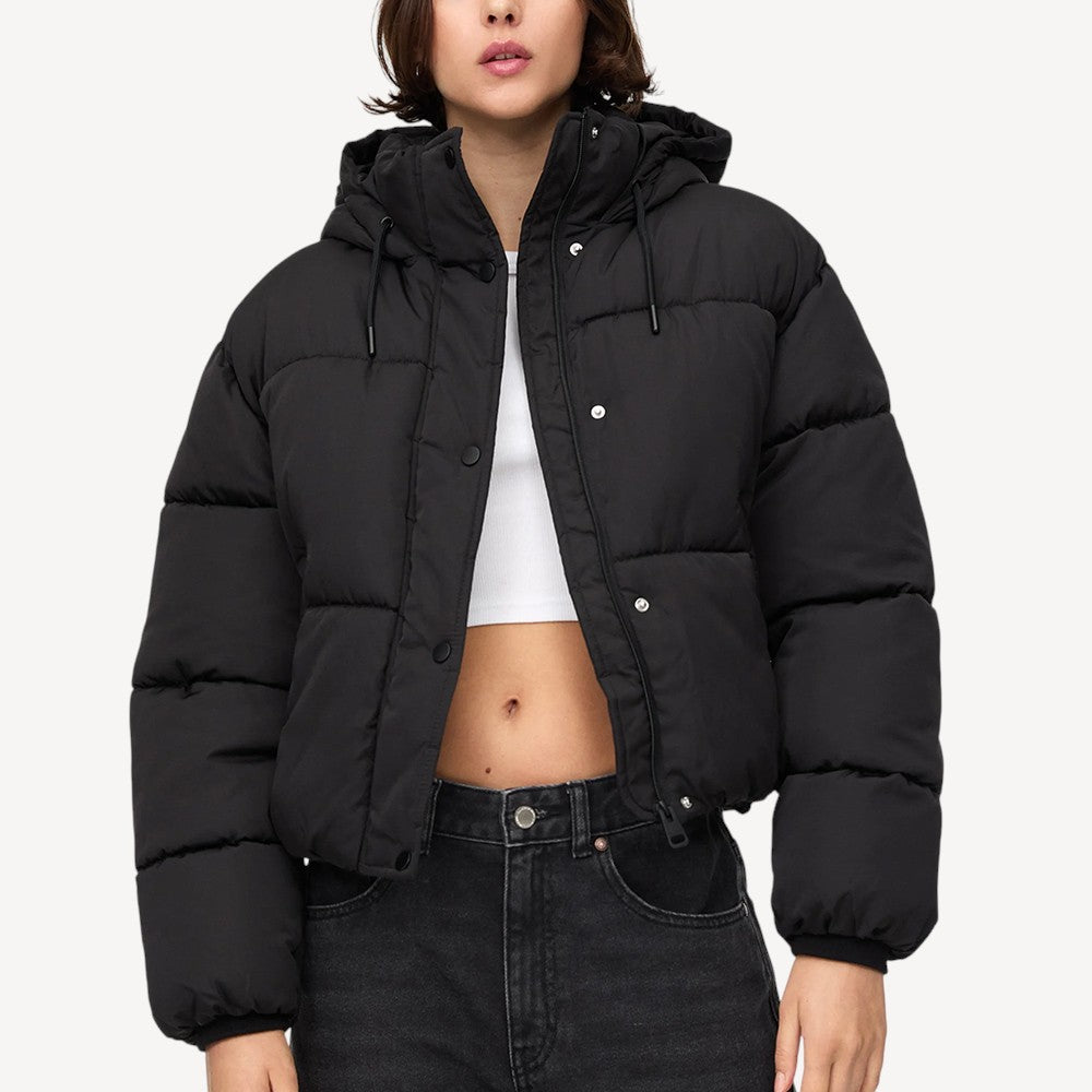 Cropped Black Winter Puffer