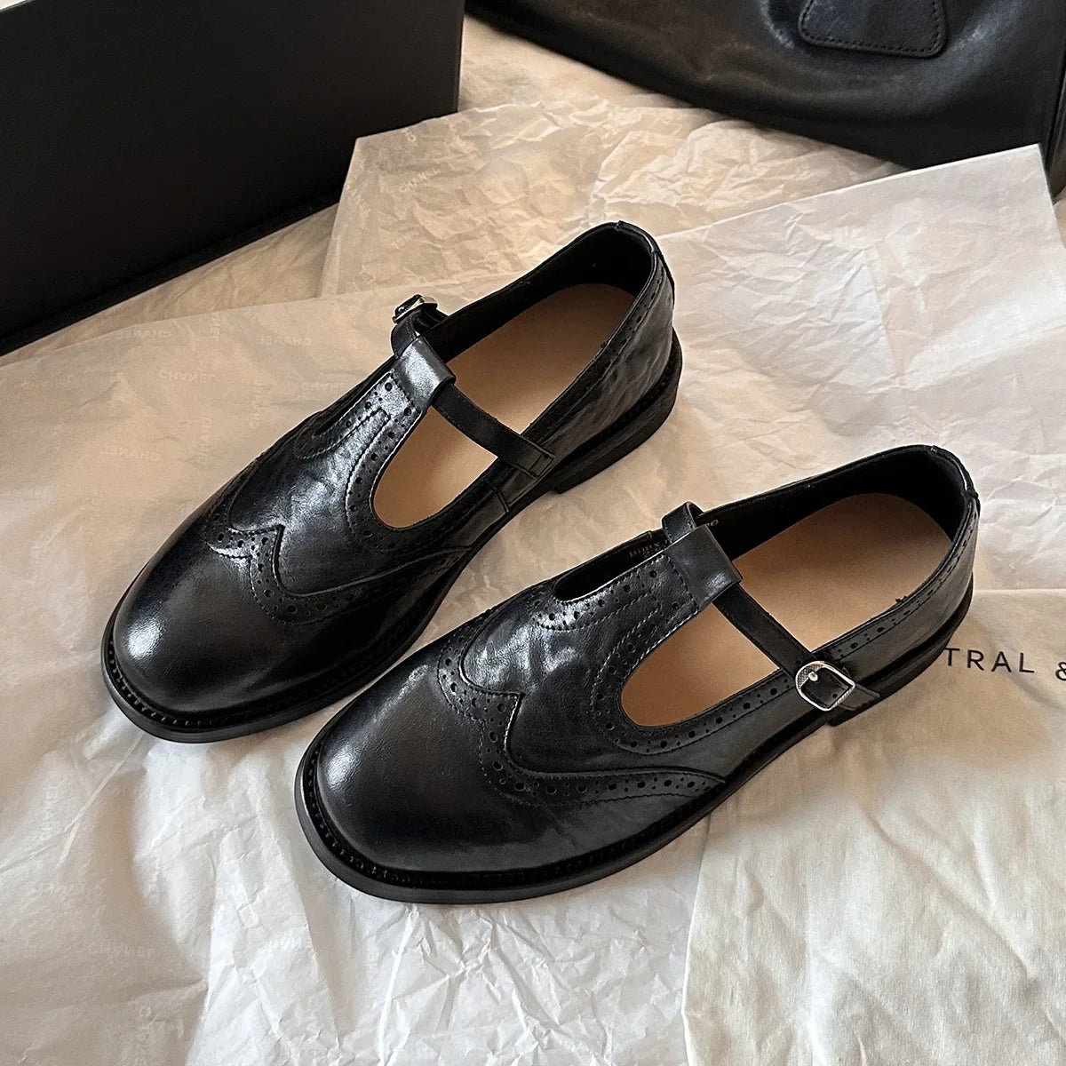 MARCELLA – CLASSIC T-STRAP MARY JANE FLATS