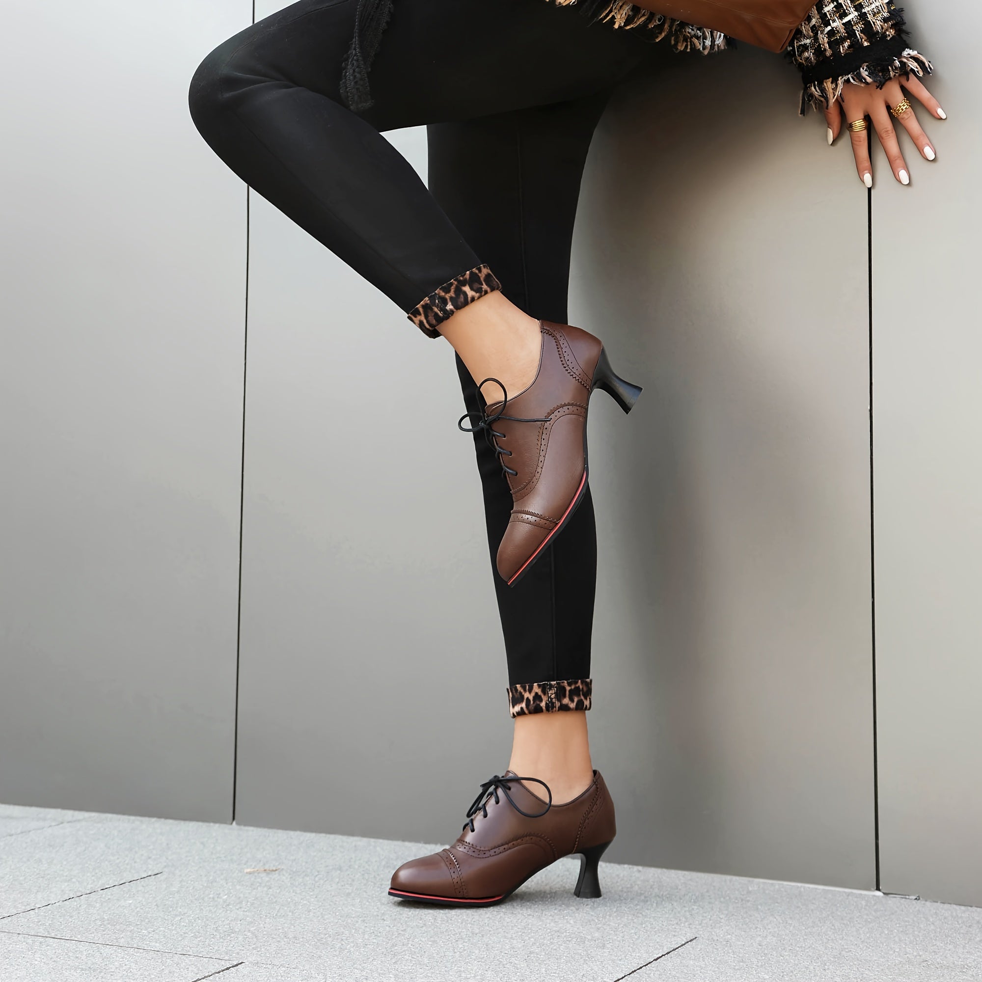 ADELINE™ – Vintage Lace-Up Heel Pumps