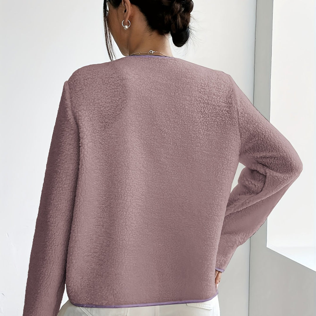 Avyona Elegant Button-Front Texture Jacket