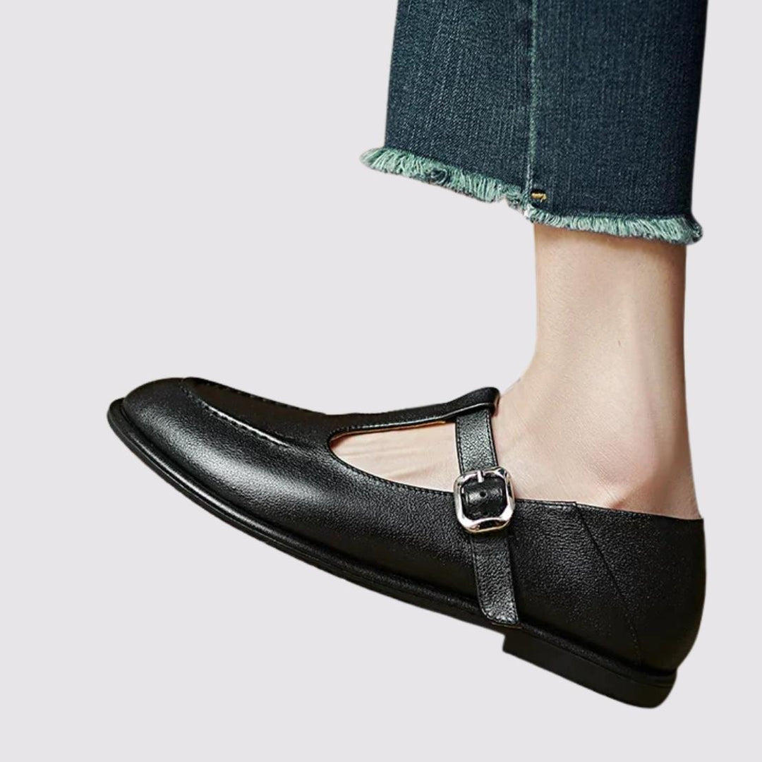 Selvana - Low Heeled Pumps