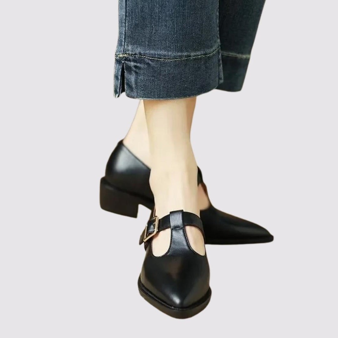 Leomara - Pointed Heels