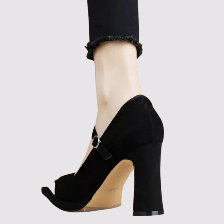 Mora - Elegant Mary Janes