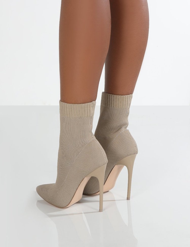 Chic Pointed Ankle Boots