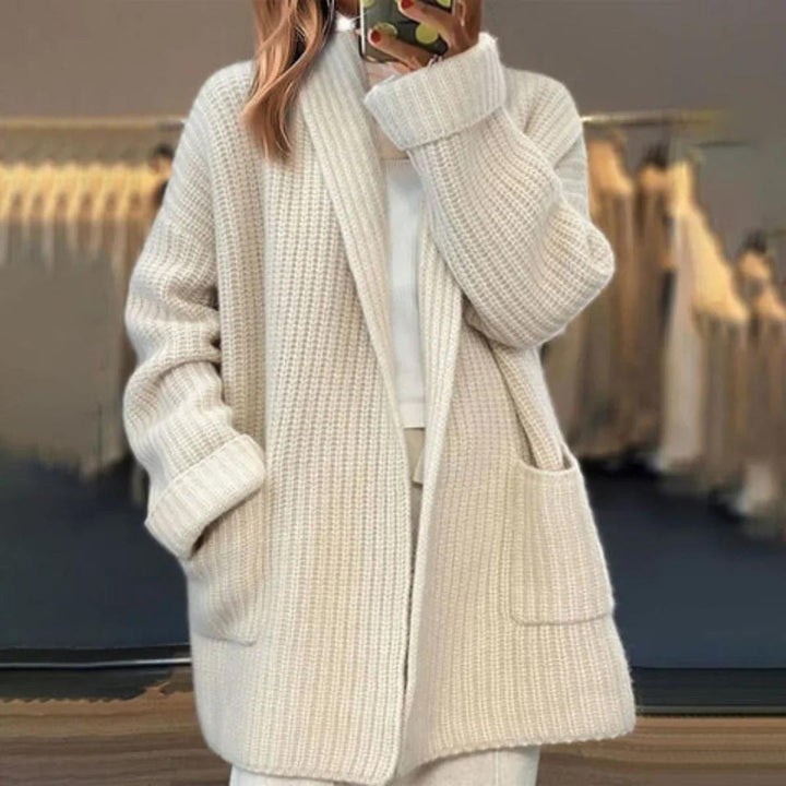 Knitted Women's Cardigan With Pockets