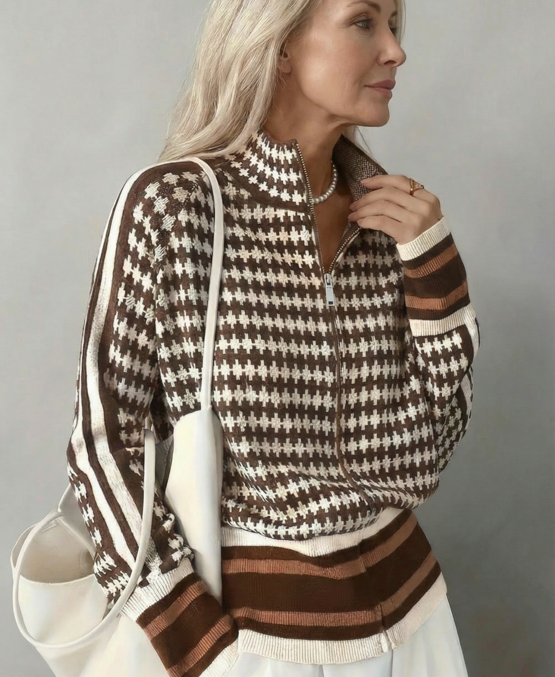 Elara – Autumn-Winter Stand Collar Zip Knit