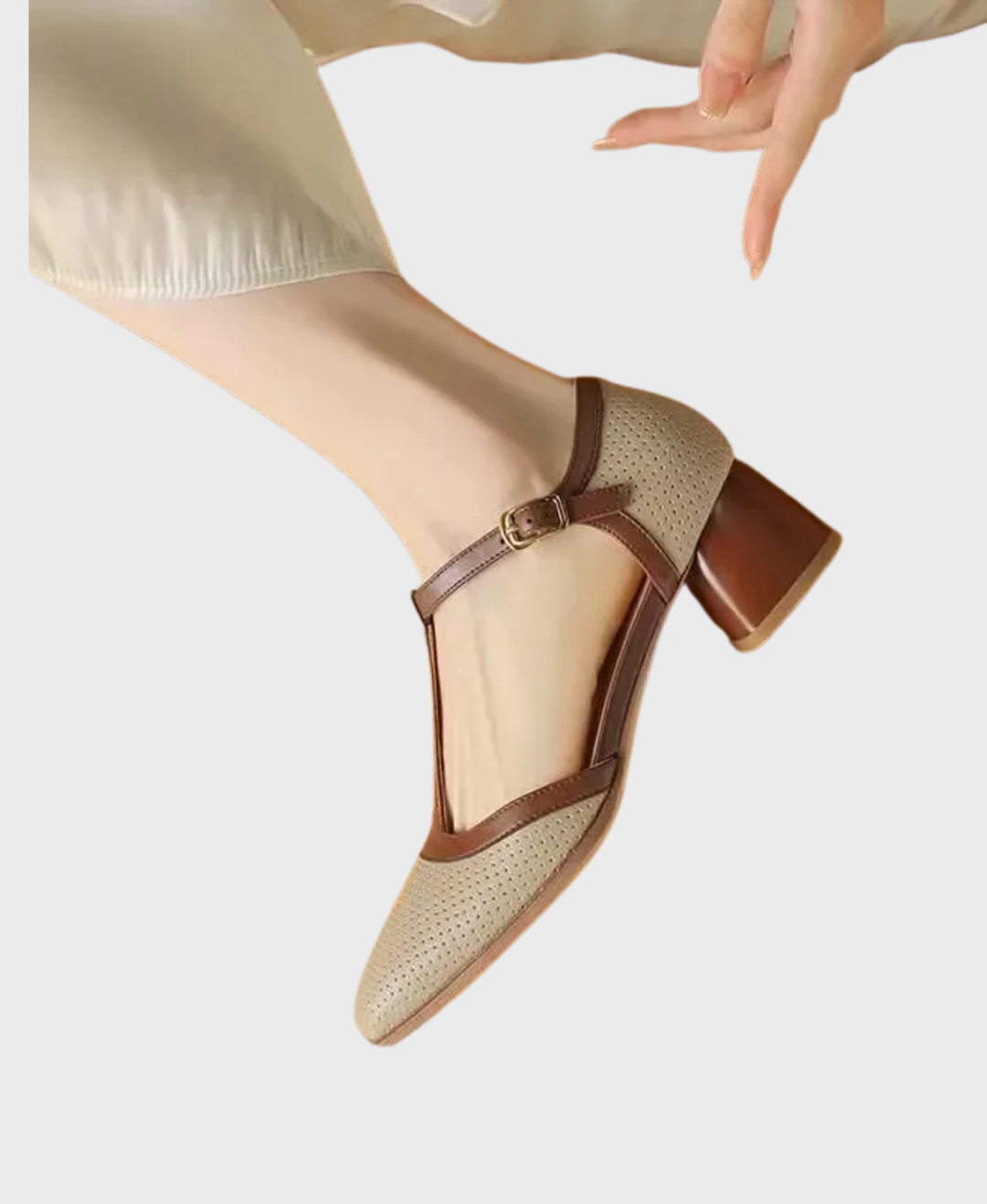 Isava - Mid Heel Shoes