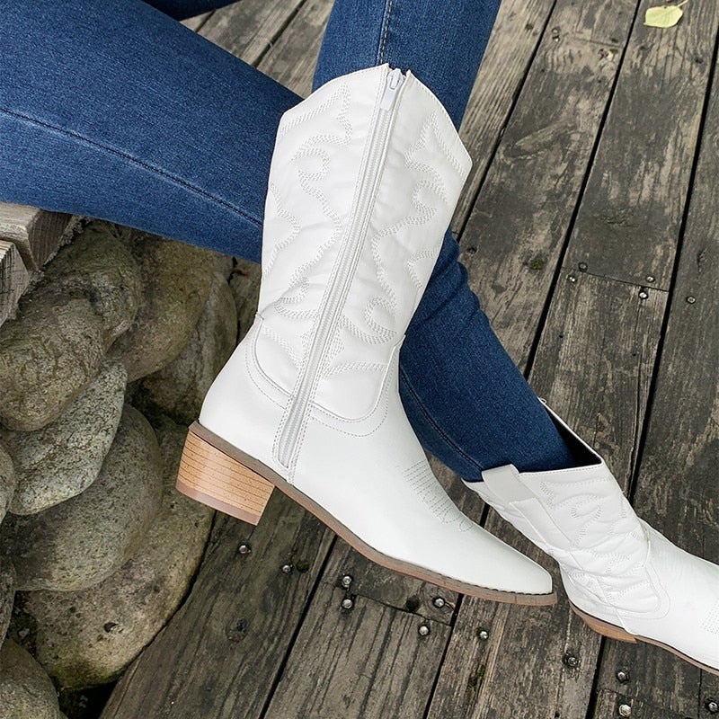 Daisy | Women’s Embroidered Leather Cowboy Style Boots