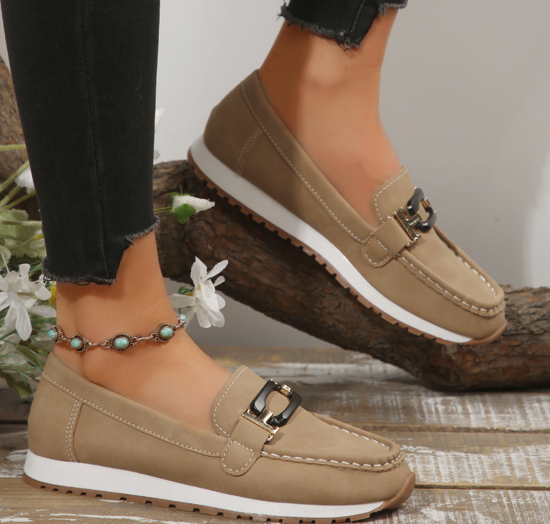 Emily - Connected Chain Loafers