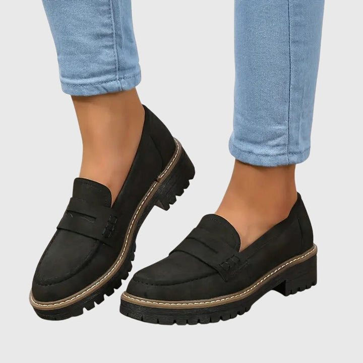 Kimberly | Timeless Suede Loafers